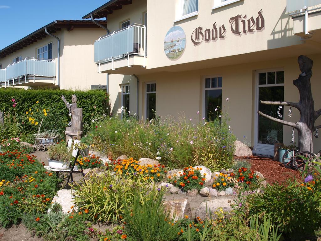 Hotel Gode Tied Zingst Esterno foto