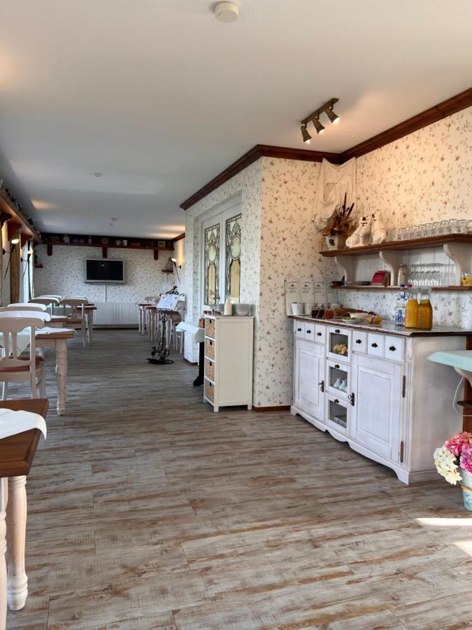 Hotel Gode Tied Zingst Esterno foto